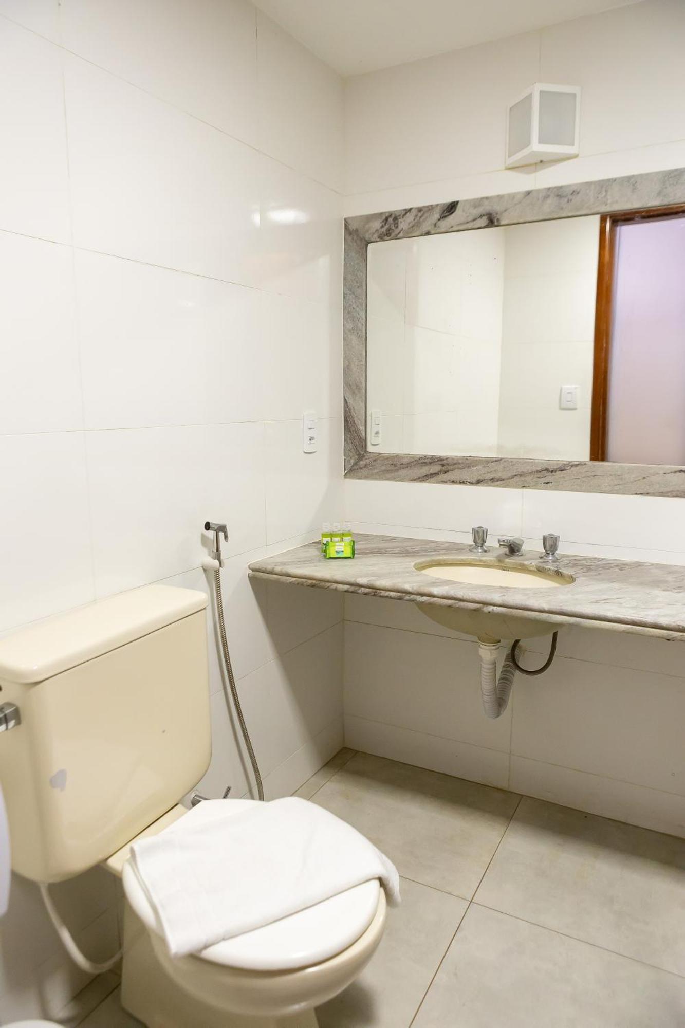 Allegro Hotel Goiania Exterior photo